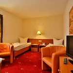 Hotel & Camenz