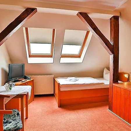 & Camenz Hotel