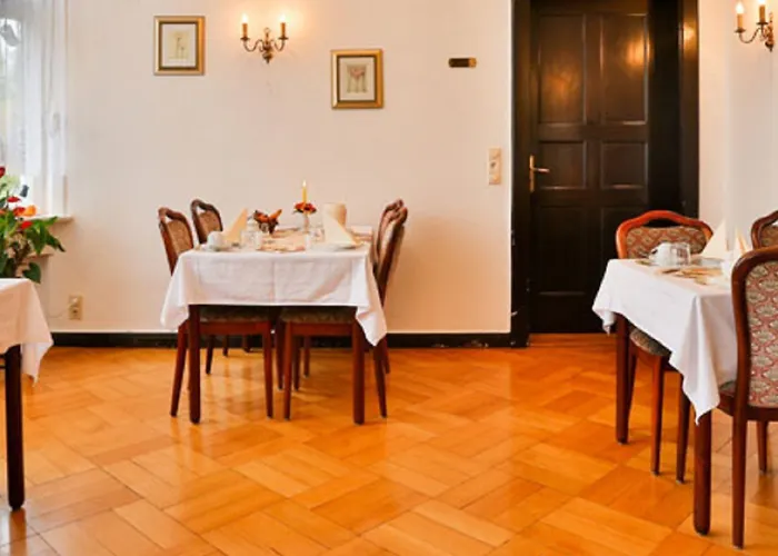 酒店 卡蒙兹别墅潘森酒店 3*