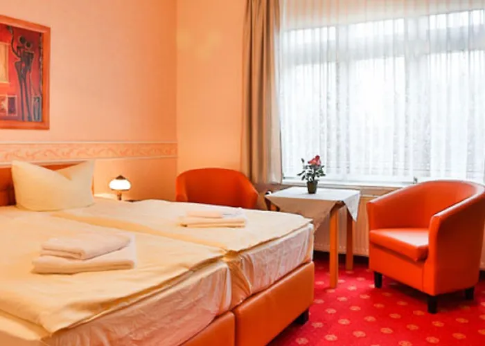 卡蒙兹别墅潘森酒店 3* 居斯特罗